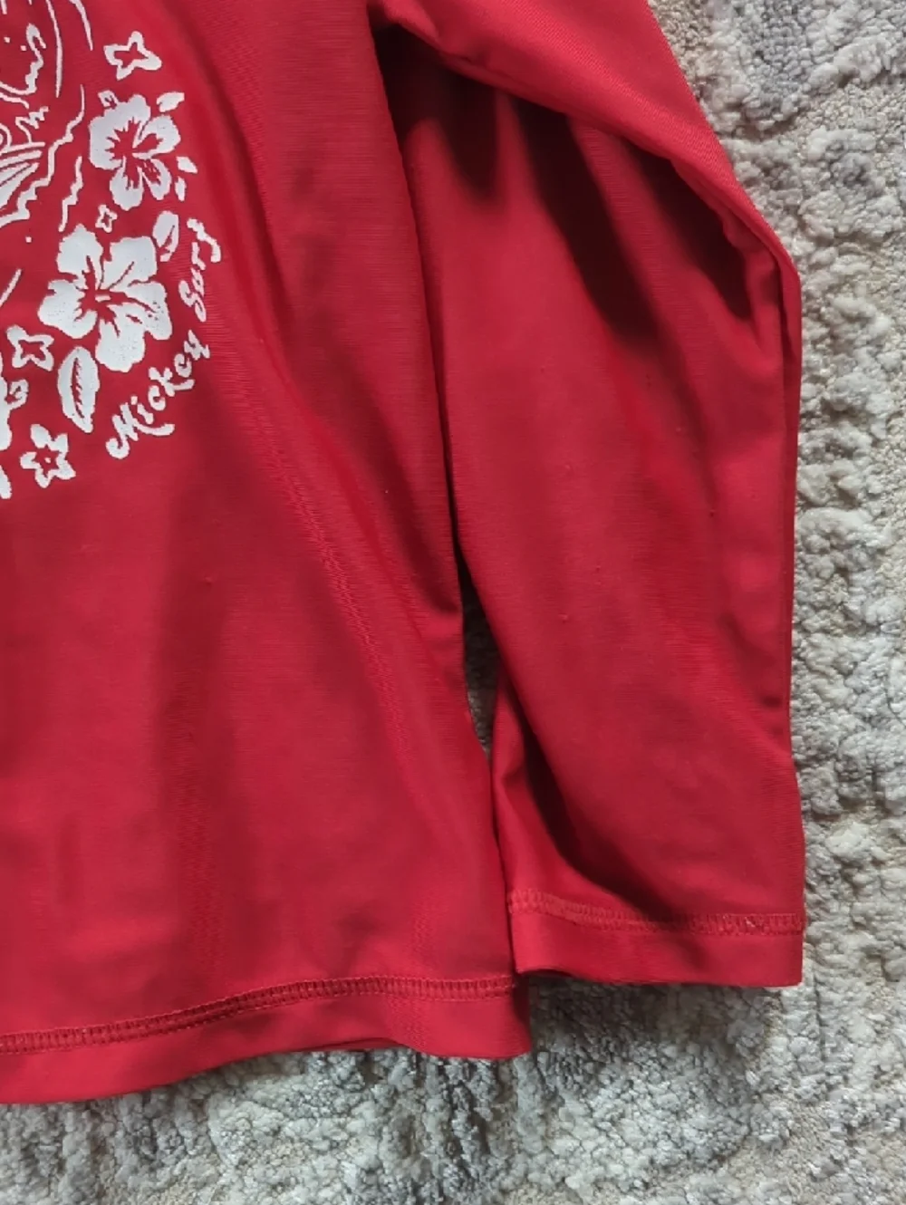 GAP Red Long-Sleeve Mickey Surf Rashguard Tee Size 3T